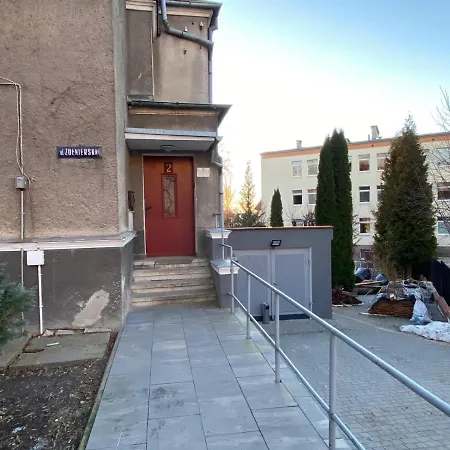 Kamienica Zolnierska 2 Mieszkania Numer 4 I 5 דירה אולז'טין