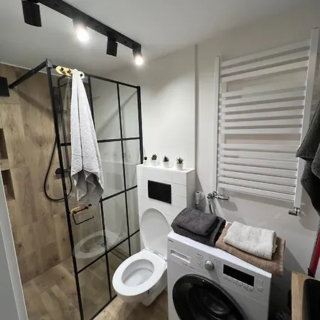 Kamienica Zolnierska 2 Mieszkania Numer 4 I 5 *