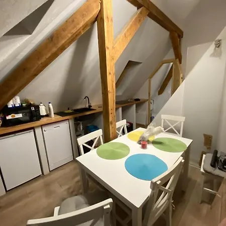 Kamienica Zolnierska 2 Mieszkania Numer 4 I 5 דירה אולז'טין